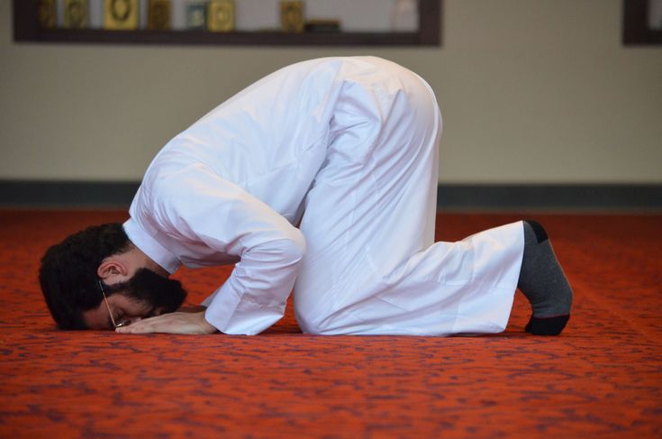 Apakah Salat yang Tidak Khusyuk Tetap Diterima?